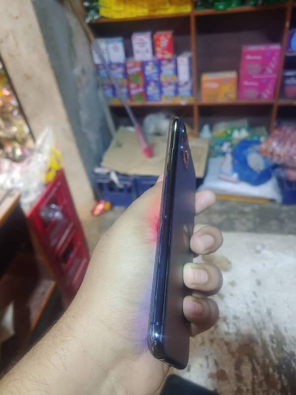 IPhone 11 Pro Max 256GB jv battery change 4