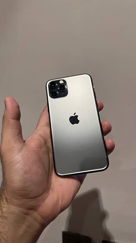 iphone 11 pro 256gb - pta approved 1