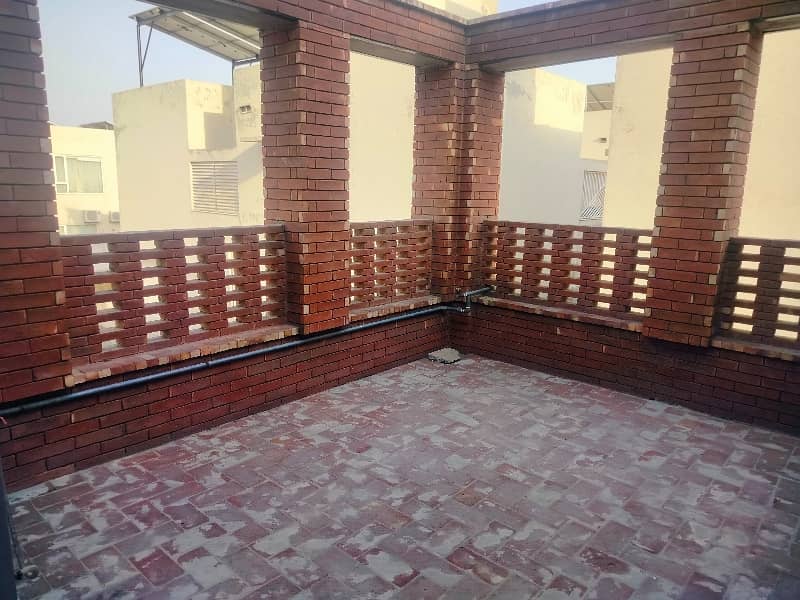 2 Kanal Building on Rental at Main MM Alam Road Gulberg , Lahore 2