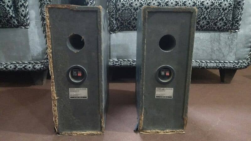 Sony surround speakers 3