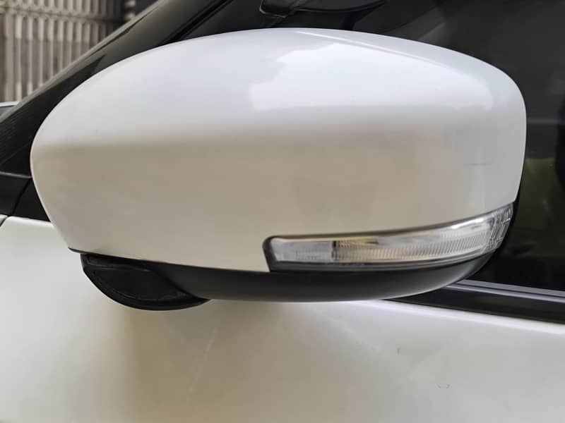 Suzuki Swift 2023 model side mirror 0