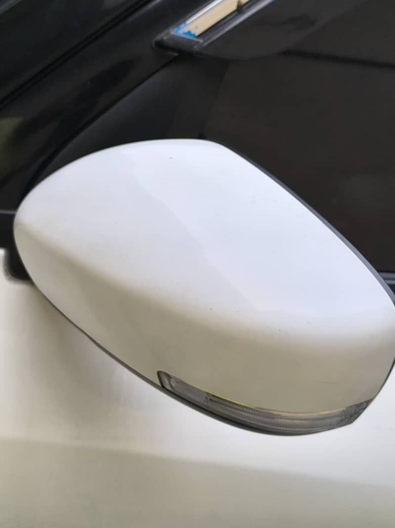 Suzuki Swift 2023 model side mirror 1