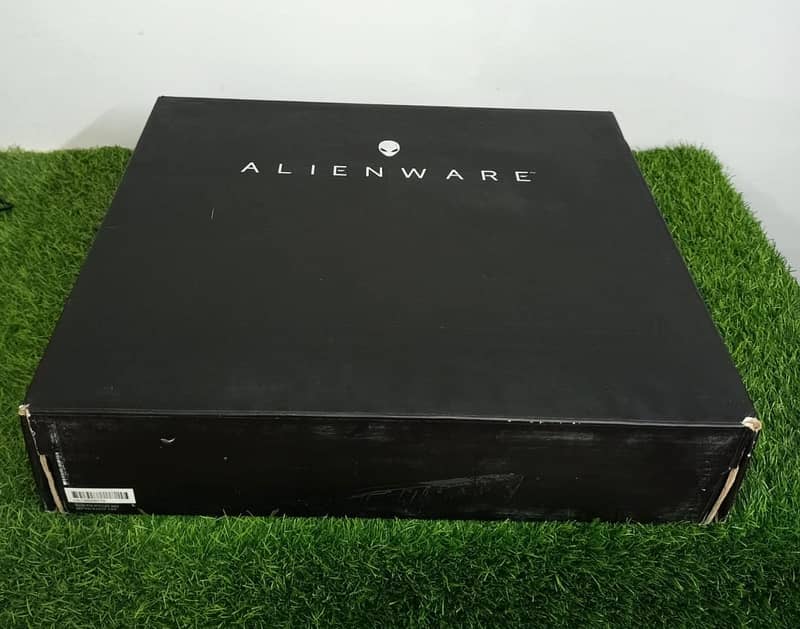 ALIENWARE 17 R4 14