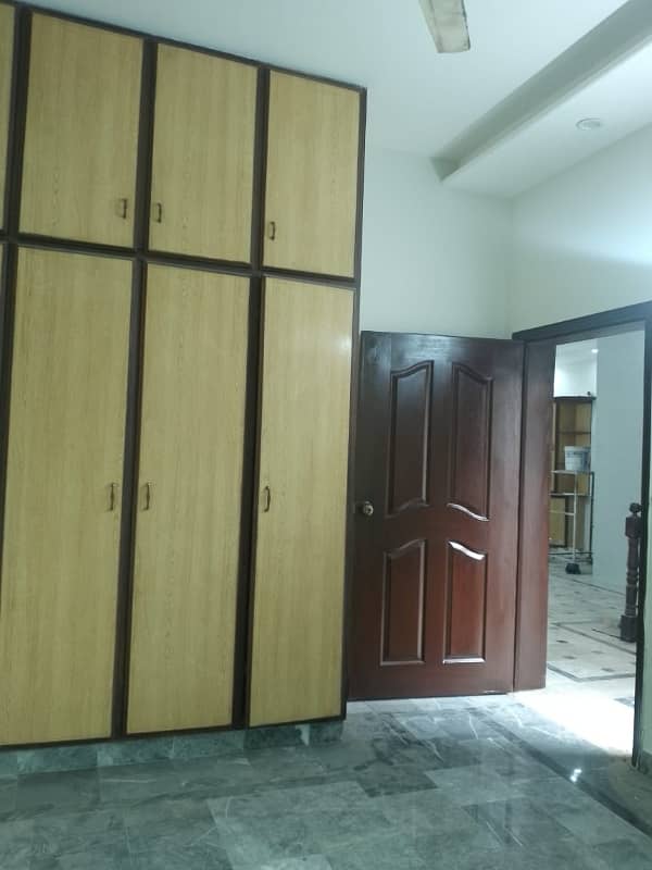 Upper Portion Available For Rent In Johar Town Block E 2