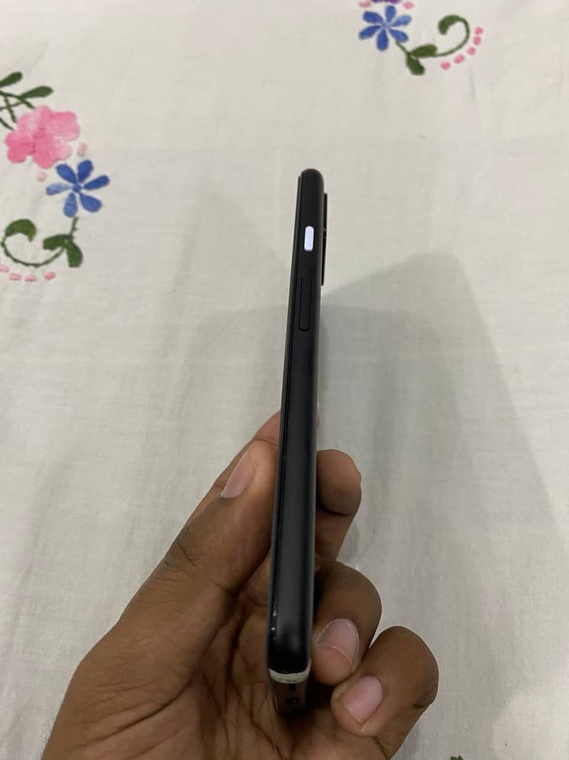 google pixel 4a 5g 6 gb ram 128 gb rom 3