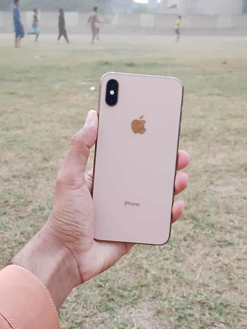 iPhone XS MAX PTA approved Physical dual sim 256gb 3