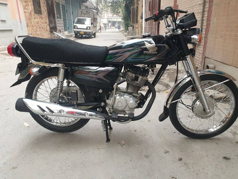 honda 125 23/24 ha  03229139667 0