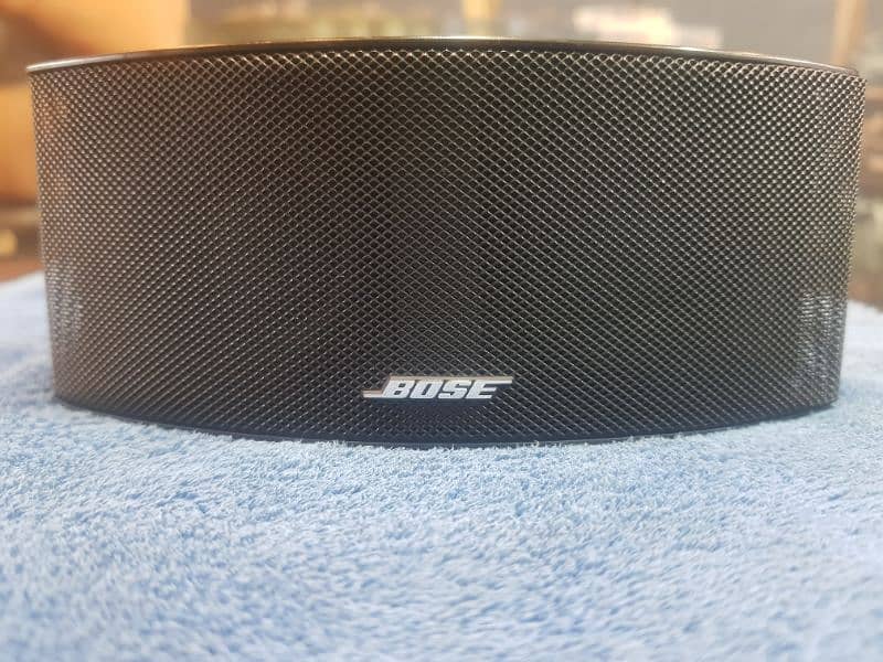 Bose Jewel Cube Centre speaker 1