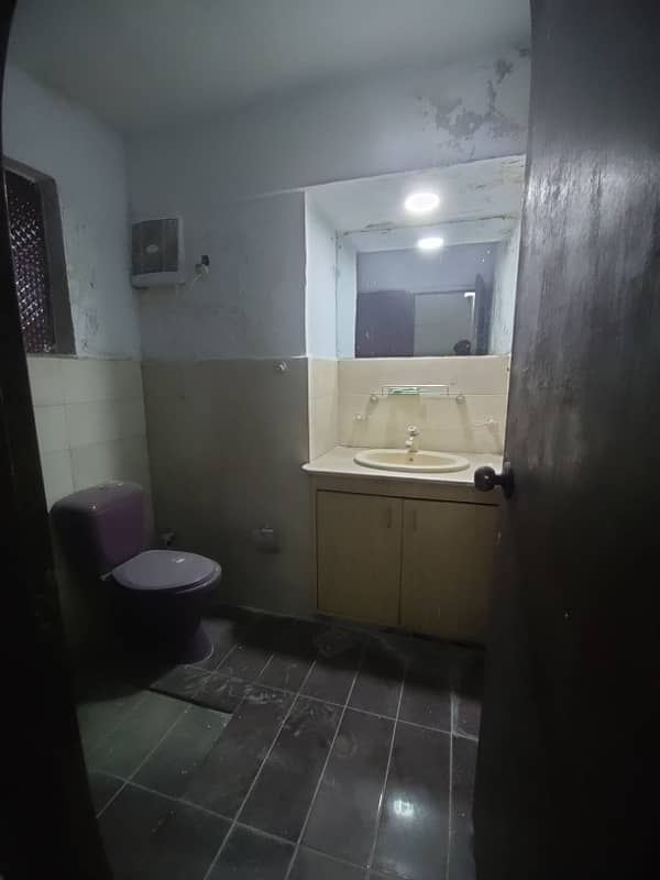 3 BED DD FLAT FOR SALE IN GULSHAN E IQBAL BLOCK 13D2 2