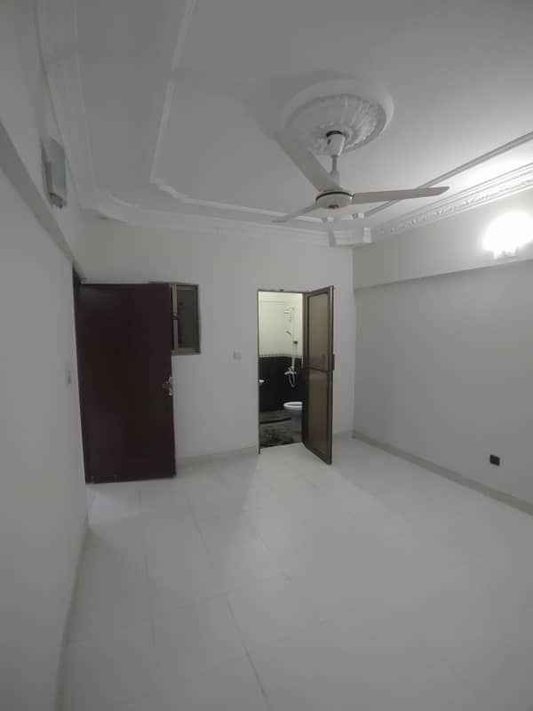 3 BED DD FLAT FOR SALE IN GULSHAN E IQBAL BLOCK 13D2 10