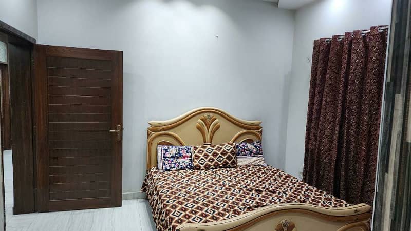 10 Marla Used & Maintained House is for Sale in Low Budget with Negotiation in Babar Block 9