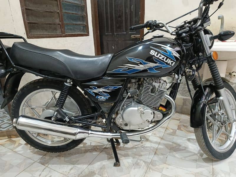 Suzuki GS 150 SE 2022 Lush Condition 1