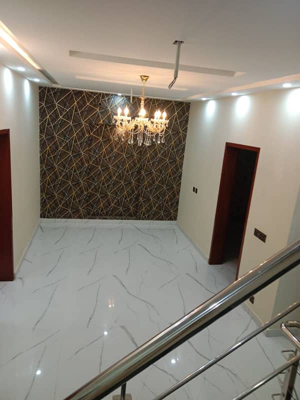 5 Marla Beautifully Constructed House Is For Sale In Khayaban E Amin Block L - Prime Block 15