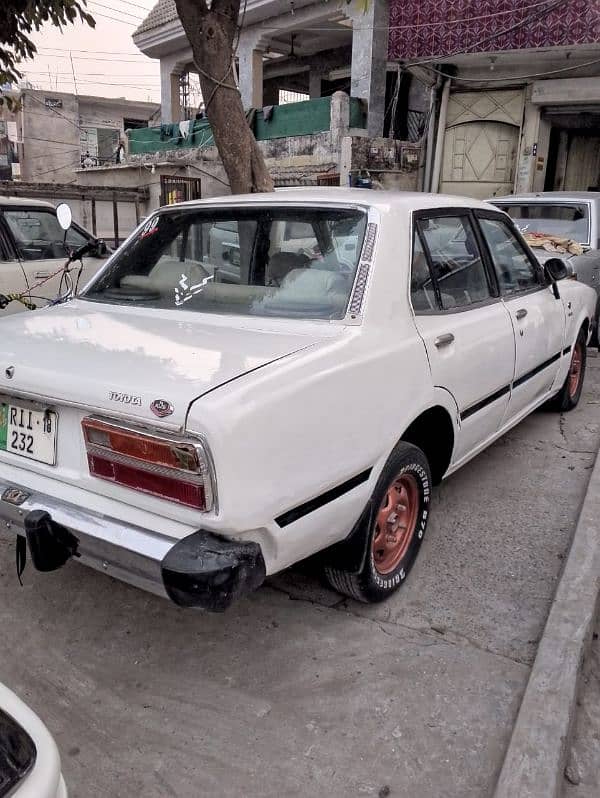 Toyota crown urgent sell 10