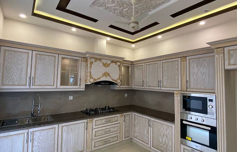 10 Marla luxury House Available For Sale In Dha AIR AVENUE Lahore 3