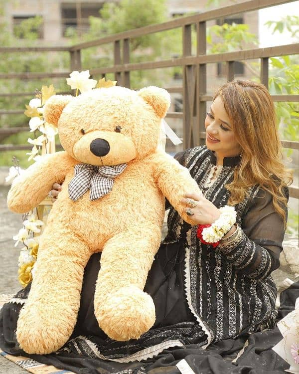 Cuddle Haven Teddy Bear – Soft Plush Companion for All Ages" 0