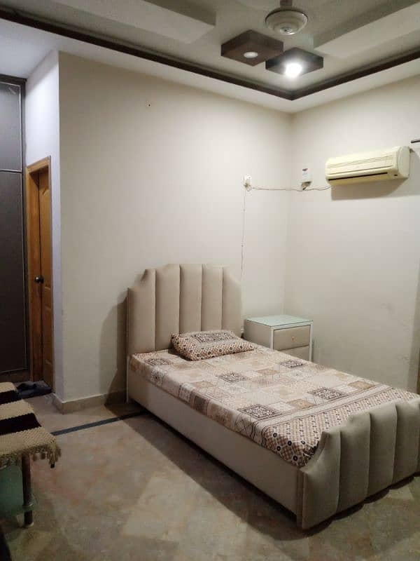 Fully furnished ac room available on rent for single male 0