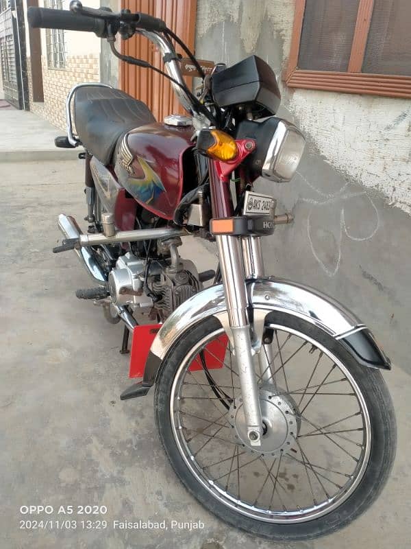 Honda 70 cd 2021 modal baik is nambr par call karin 03017196086 2