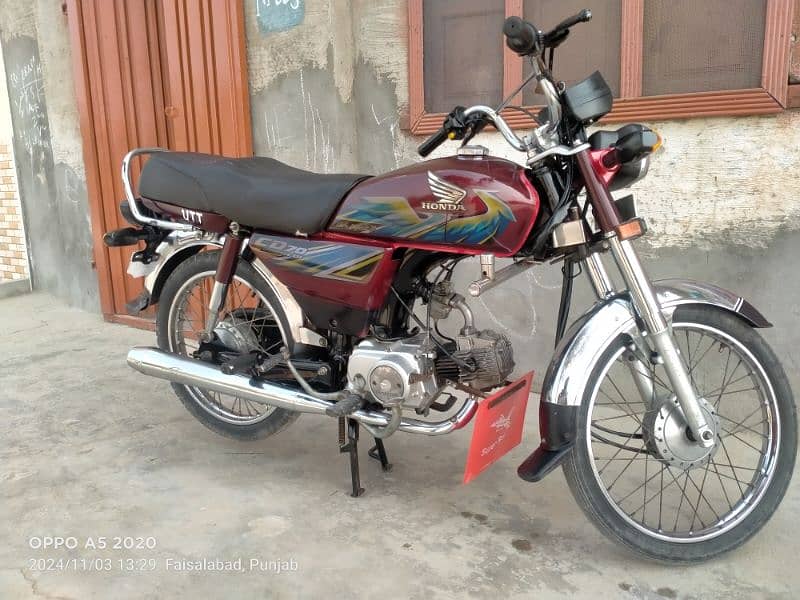 Honda 70 cd 2021 modal baik is nambr par call karin 03017196086 3