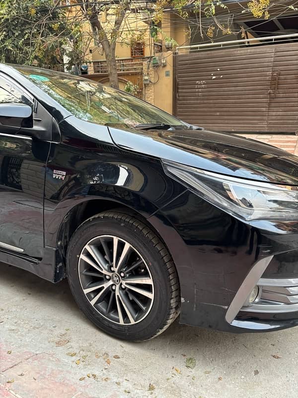 Toyota Corolla Grande Altis 1.8  2019 2