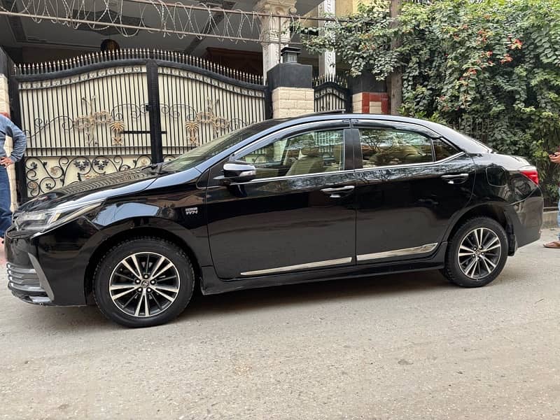 Toyota Corolla Grande Altis 1.8  2019 3