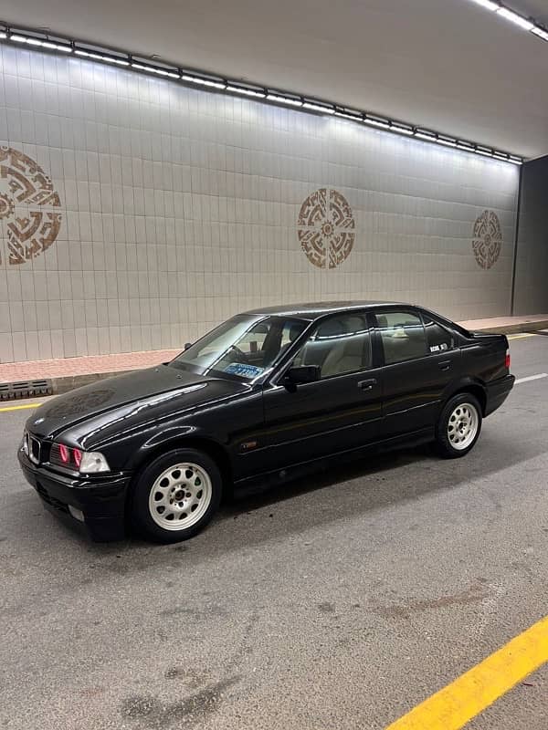 BMW 3 Series 1993 e36 1