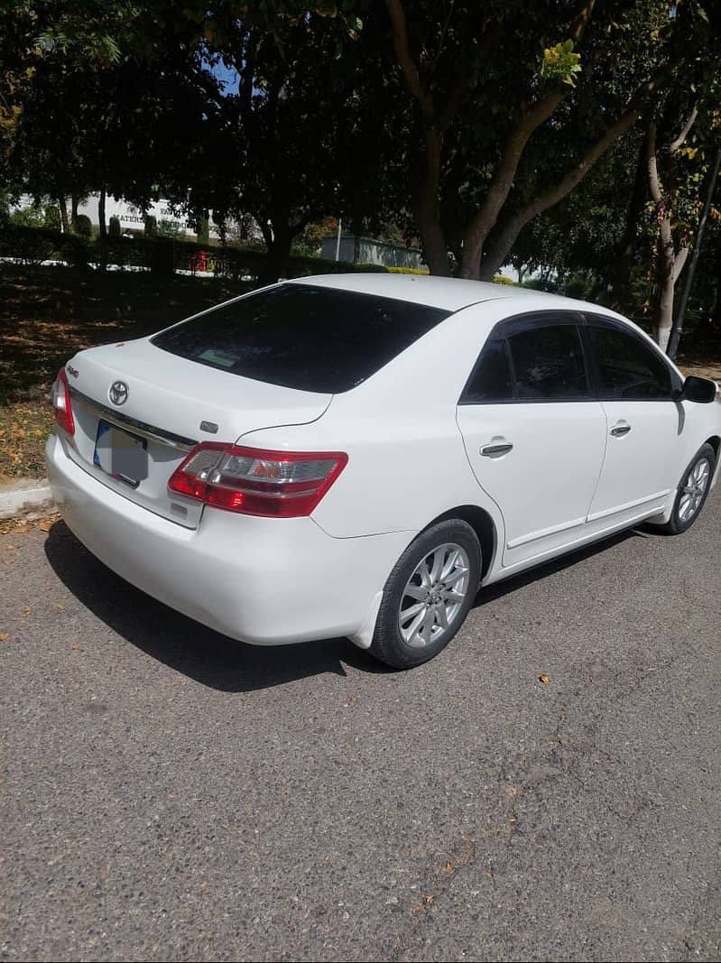 Toyota Premio 2013 XEX 3