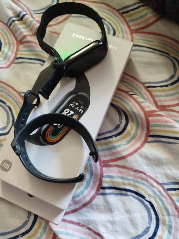 mi band 8 like new condition 2