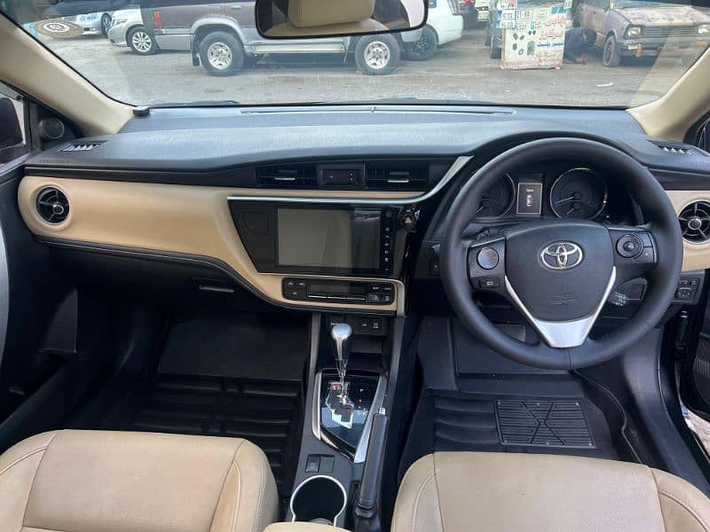 Toyota Corolla Altis 1.8 2018,Toyota,Corolla,Altis,1.8,2018 9