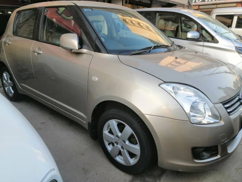 Suzuki Swift 2018 Dlx Automatic sand beige 4