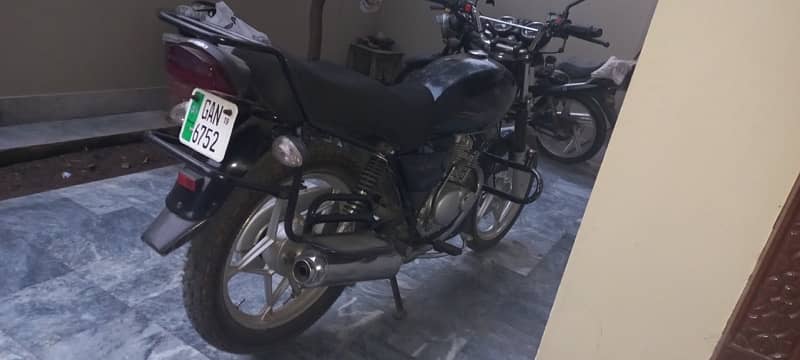 Suzuki 150 2