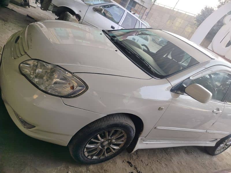 Toyota Corolla SE SELOON 2004 5