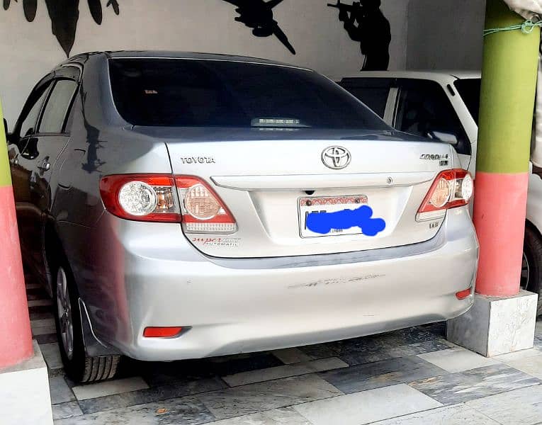 Toyota Corolla GLI 2013 5