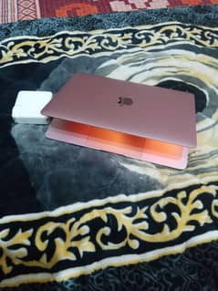 MacBook 2016 8gb ram 256gb ssd gold colour 0