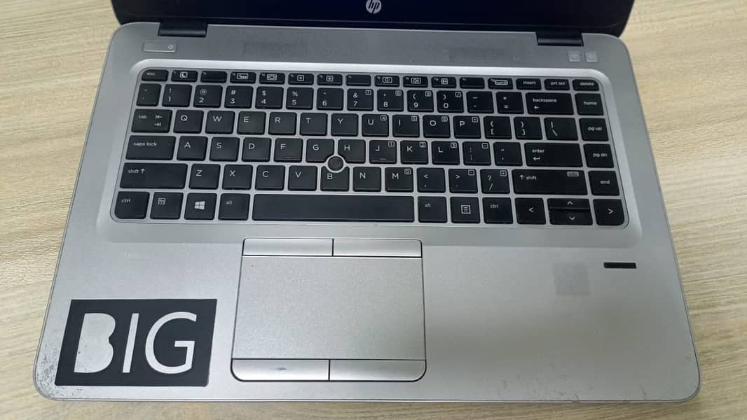 HP Elitebook G840 G3 | i5 | 6th Gen | 8Gb ram| 256 M. SSD 2