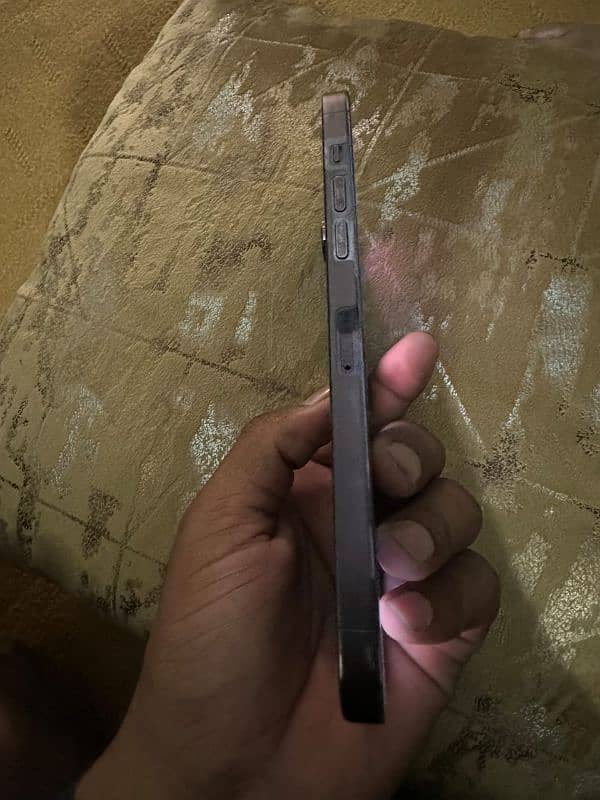 iphone 14 pro pta approved back crack 2