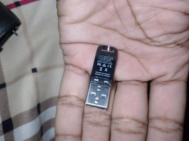 SanDisk Original Flash drive. 5