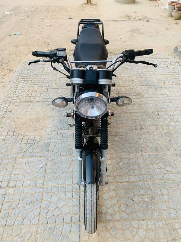 Suzuki gs 150 2021 0