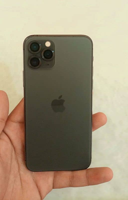 iPhone 11 pro all ok foul frash 256 GB 0