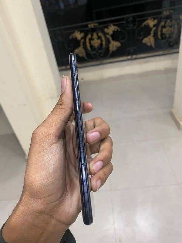 Oppo Reno 4 8/128 4