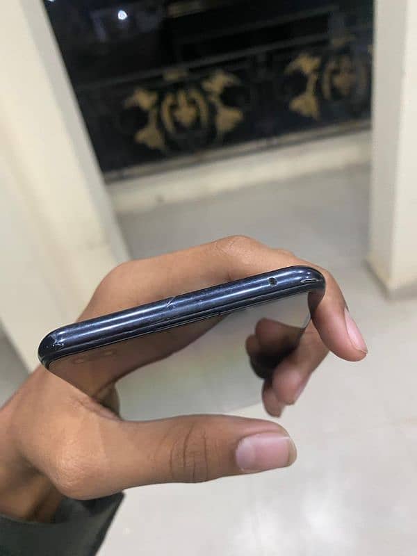 Oppo Reno 4 8/128 6