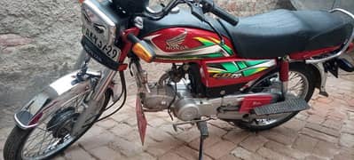 Honda cd70 22model lush condition All Punjab number o3oo6253641