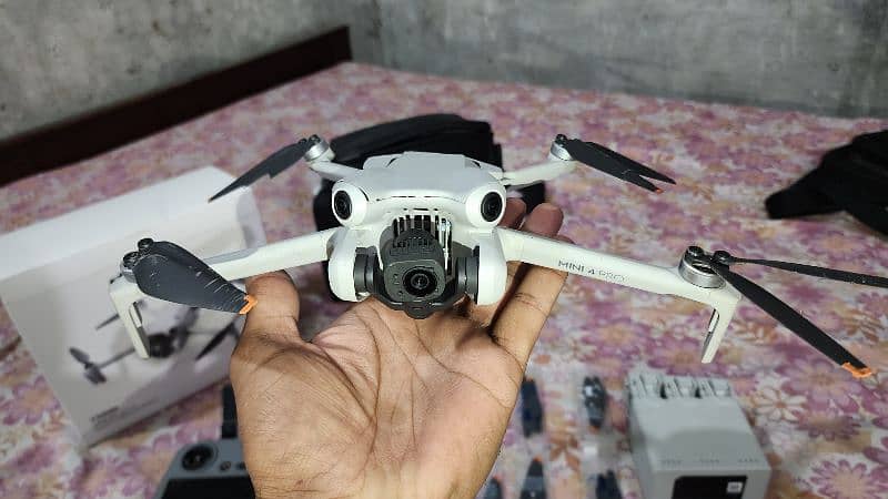 Dji mini 4 pro Fly Mor Combo 10 main 10 condition 6