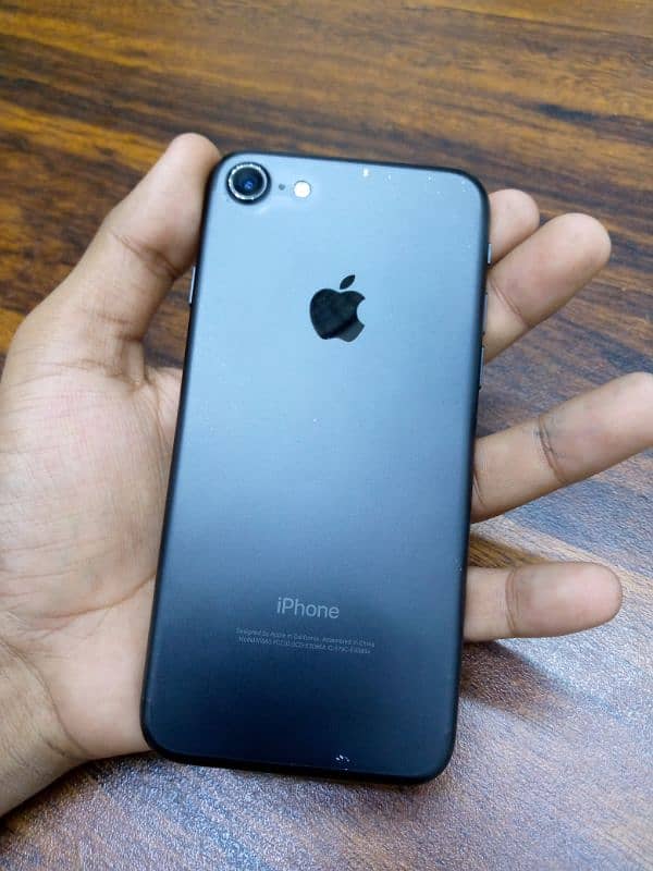 iphone 7 32gb original box 0