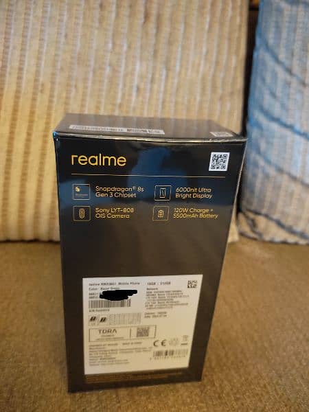 Realme GT 6 Box Pack Razor Green (16GB/512GB) 2