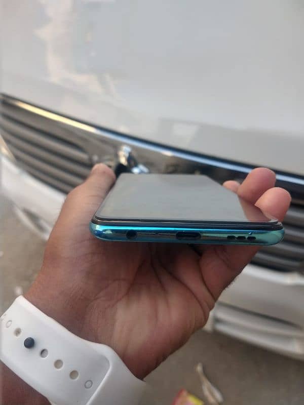 oppo f19prO 8/128 with box exchange possible 2