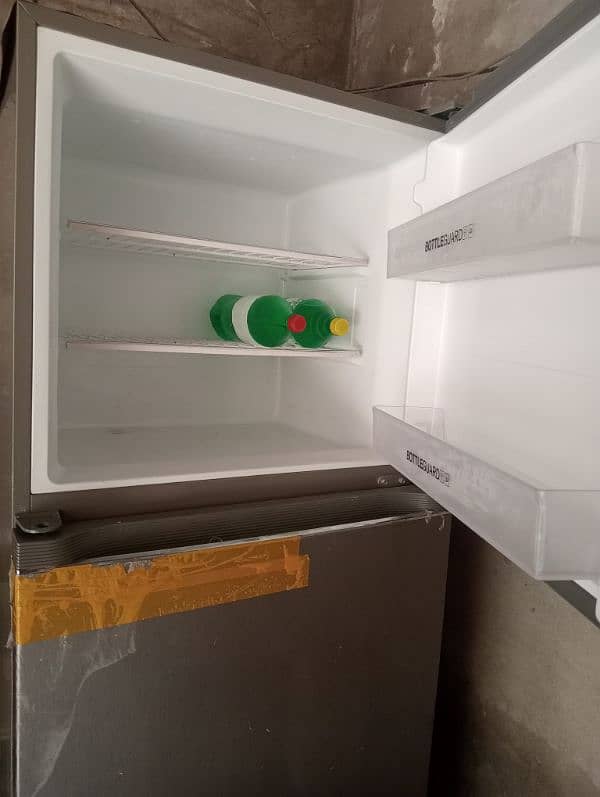 refrigerator of haier company full size for sale 10