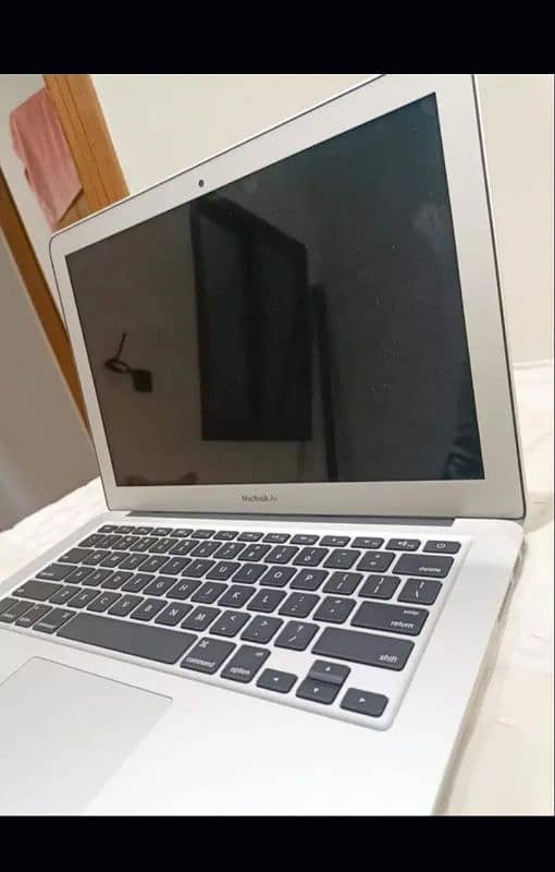 Macbook Air  2017 7