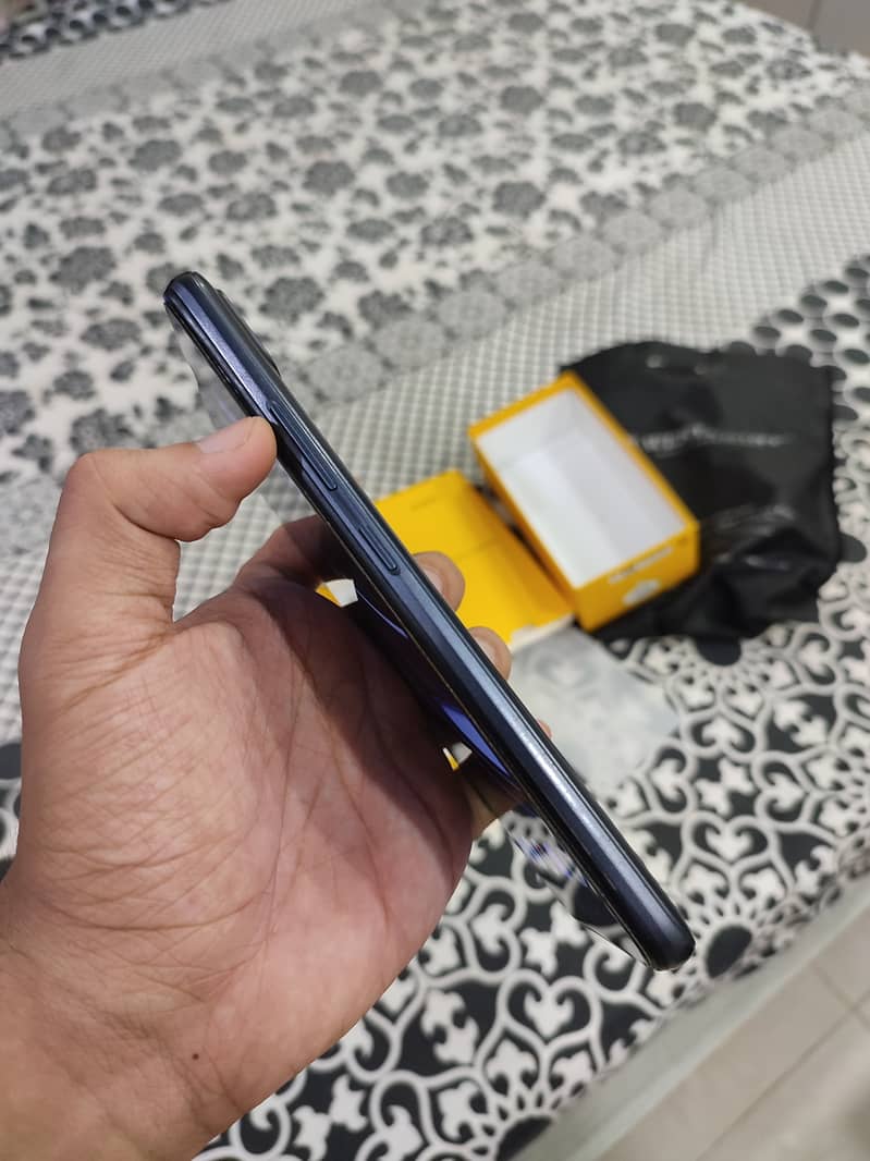 Realme C25s, 10/10.4/128. 2