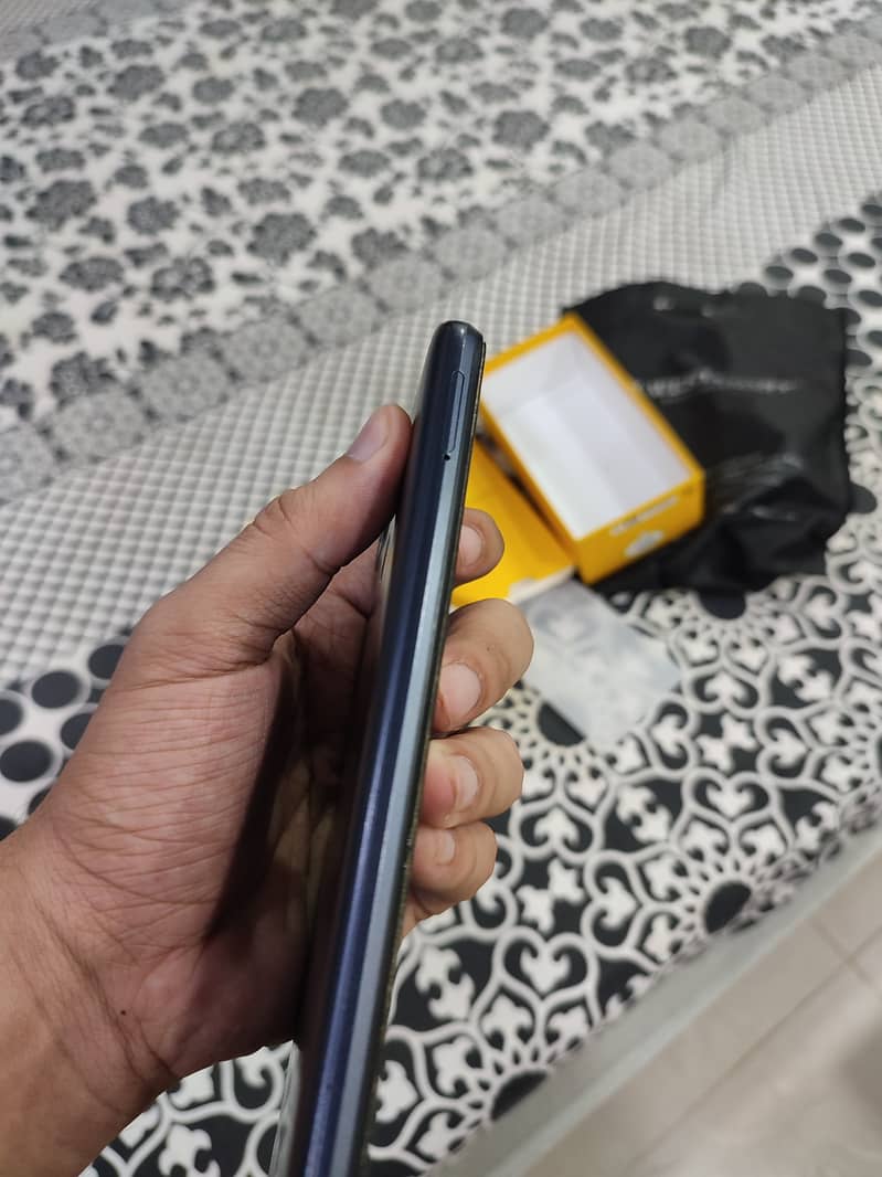 Realme C25s, 10/10.4/128. 4